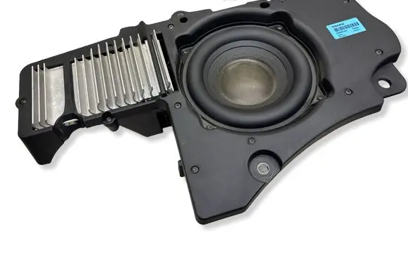 Volvo XC90 Subwoofer speaker 30646104
