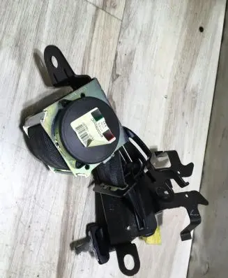 Toyota Verso Roof seat belt 53141472