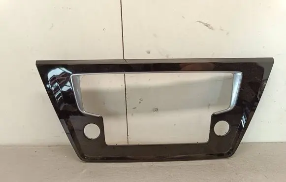 Volkswagen Touran III Climate control/heater control trim 13007900 5TC858071