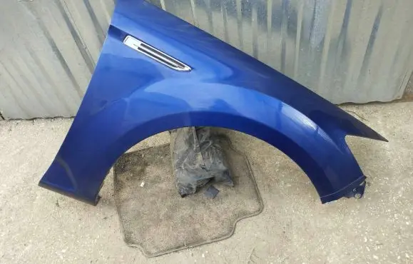 Ford Mondeo MK IV Fender