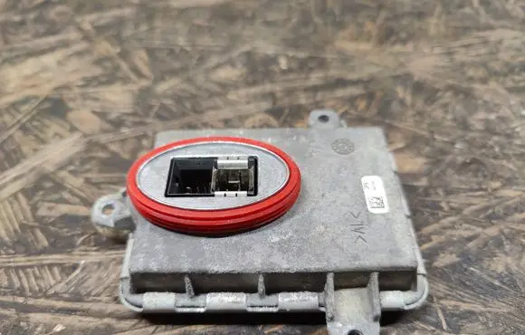 KIA Optima Headlight ballast module Xenon 10EEG090307 130732927200