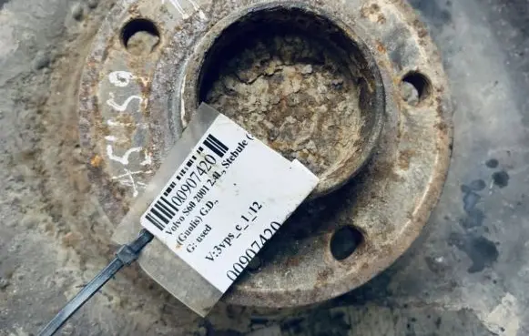 Volvo S60 Rear wheel hub