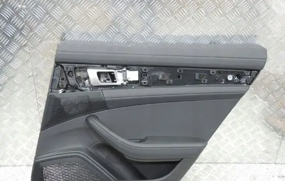 Porsche Panamera (971) Rear door card panel trim
