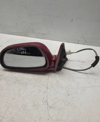Mazda 626 Front door electric wing mirror E13010519