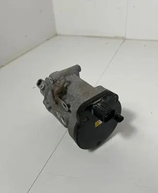 Toyota C-HR I Air conditioning (A/C) compressor (pump) 0424000370