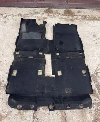 Honda CR-V Interior carpet 8330BT1GG403 83301T1GG423