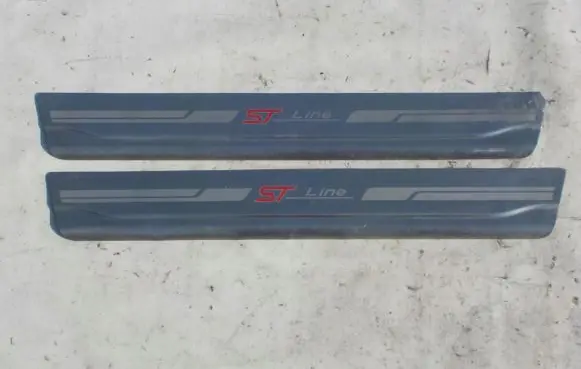 Ford Focus sill trim set (inner) HENCAR9707800630