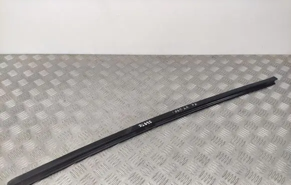 Ford Ka Front door glass trim molding 