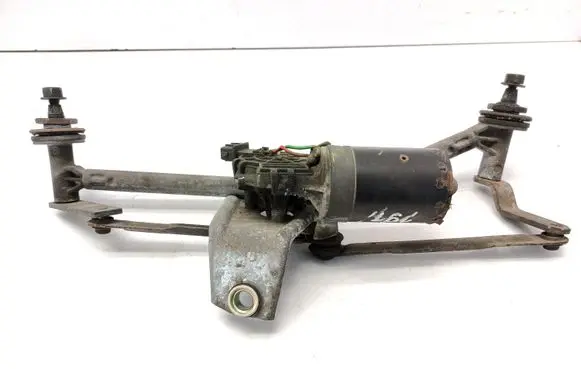 Peugeot 206 Front wiper linkage and motor 0390241360 3397020446