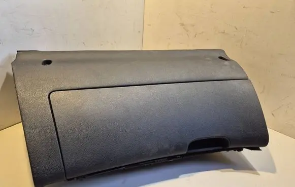 Skoda Octavia Mk2 (1Z) Glove box 1Z1857103