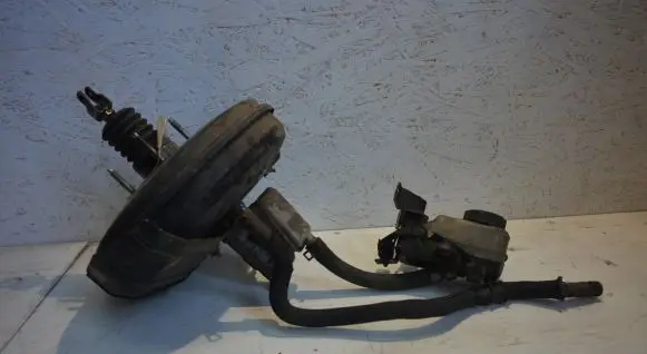 Mazda CX-7 Brake booster