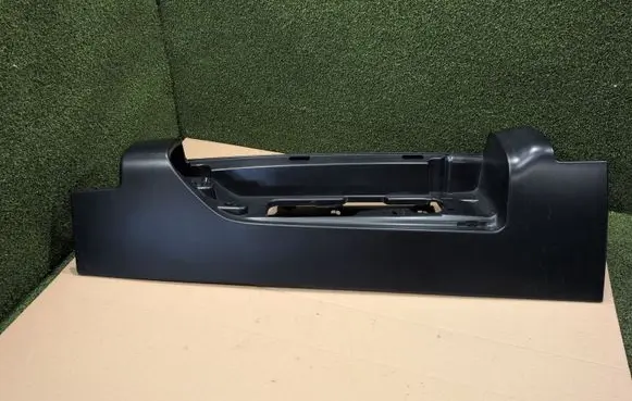 Renault Trafic III (X82) Rear/tail light trim molding 265A64439R 265A63380R 265A63235R