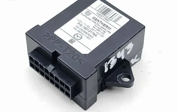 Mazda CX-5 II Seat heating relay FU10FK169 N053710987 16012179A