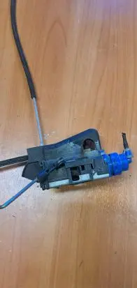 Audi A8 S8 D2 4D Rear door lock 4D0839015D