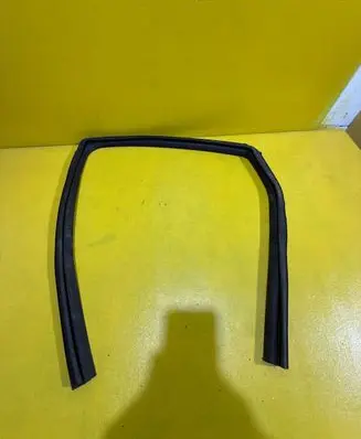 Nissan Qashqai Rubber seal loading door 