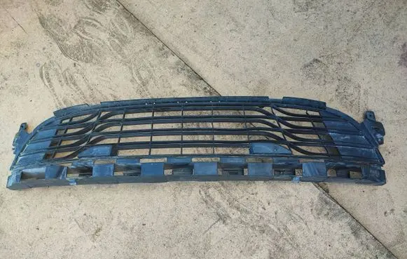 Renault Espace - Grand espace IV Front bumper lower grill 622540001R 00010300170
