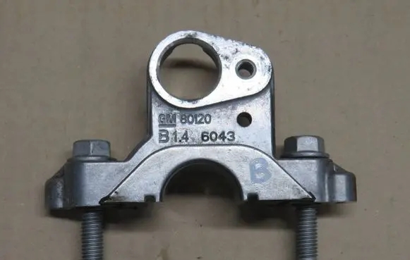 Opel Insignia A Camshaft holder 