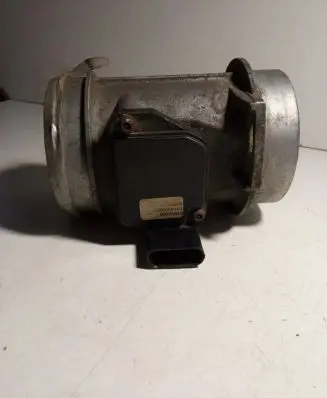 Audi A6 S6 C5 4B Mass air flow meter 1974000007 DMA0206