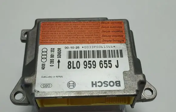 Audi A3 S3 8P Airbag control unit/module 8L0959655J