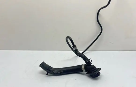 Mercedes-Benz C W205 Engine coolant pipe/hose A2058300802