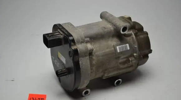 Toyota RAV 4 (XA50) Air conditioning (A/C) compressor (pump) 0424001991 33050 07F07245