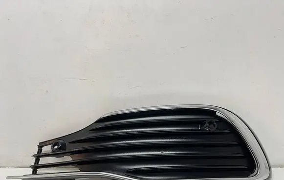 Front bumper lower grill