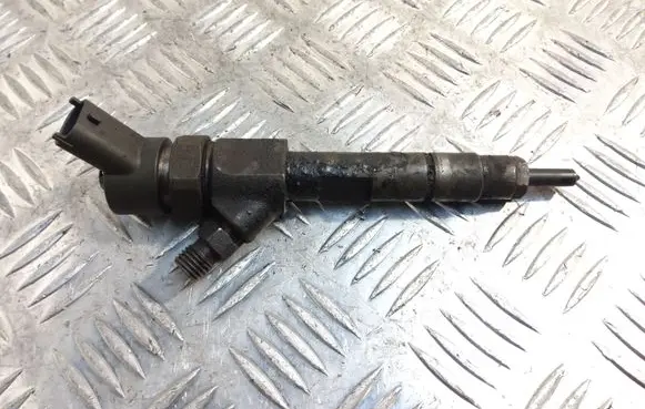 Renault Laguna II Fuel injector 0445110021