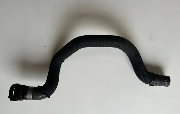 Audi A6 S6 C6 4F Engine coolant pipe/hose 4F0121109J