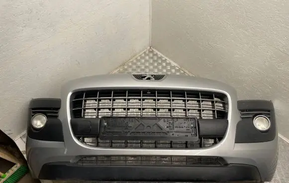 Peugeot 3008 I Front bumper