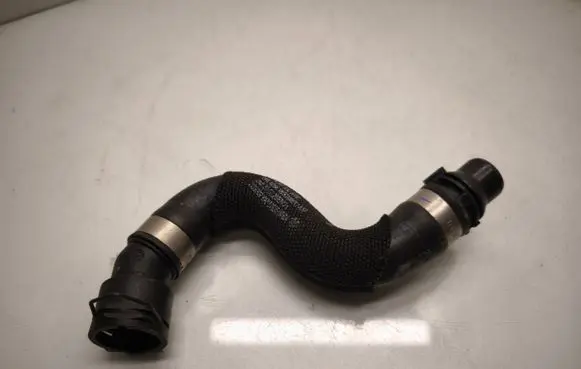 Mercedes-Benz GLE W167 Engine coolant pipe/hose A1678323700