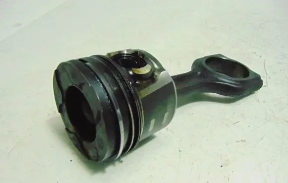 Peugeot 308 Piston 