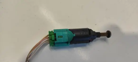 Peugeot 407 Brake pedal sensor switch 9650688480