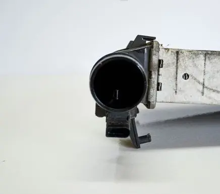 Audi A4 S4 B7 8E 8H Intercooler radiator 8E0145805AA