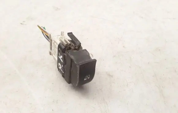 Renault Laguna II Electric window control switch 8200002451