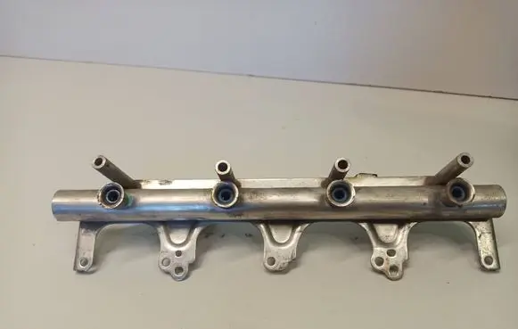 Audi A6 S6 C6 4F Fuel main line pipe 06F133317