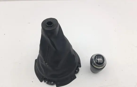 Mazda CX-7 Gear lever shifter trim leather/knob