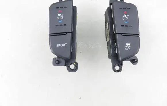 Hyundai i40 Seat heating switch 937303Z150 937303Z100