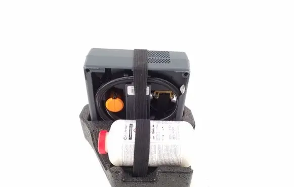 Nissan Leaf II (ZE1) Tire air pump compressor 5331495646