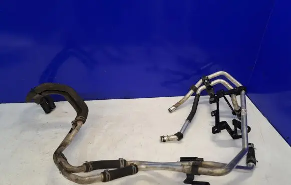 Porsche Cayenne (92A) Engine coolant pipe/hose 7P0819925C