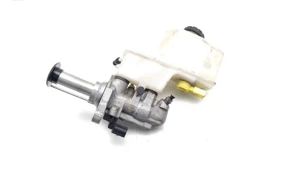 Volkswagen Polo VI Master brake cylinder 2Q2611301