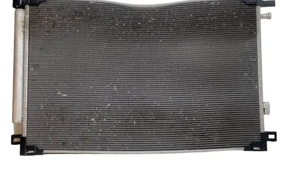 Toyota RAV 4 (XA50) Coolant radiator