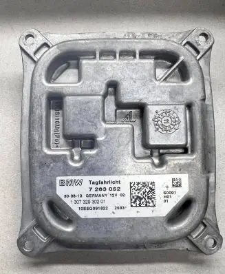 BMW X5 E70 Headlight ballast module Xenon 7263052 130732930201 10EEG091822