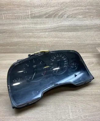 Opel Zafira A Speedometer (instrument cluster) 09228757