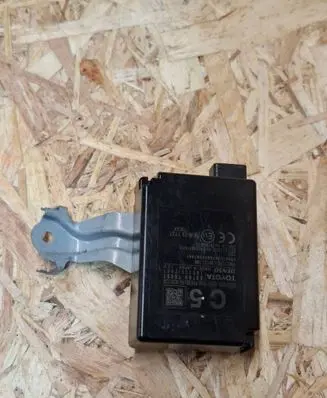 Lexus CT 200H Tire pressure control unit 8976076051 1584007441