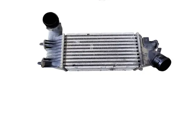 Peugeot 607 Intercooler radiator 9658424580 IA1429 988603PA