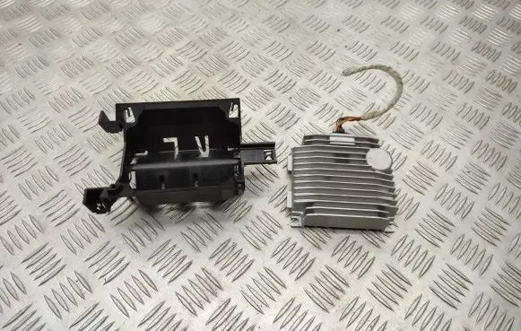 Volkswagen Golf VIII HiFi Audio sound control unit 5WA035335 5WA035335B 5H0972597