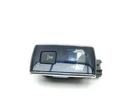 Peugeot 308 Front seat light 172001531