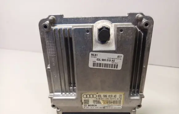 Audi Q5 SQ5 Engine control unit/module 03L906019AS