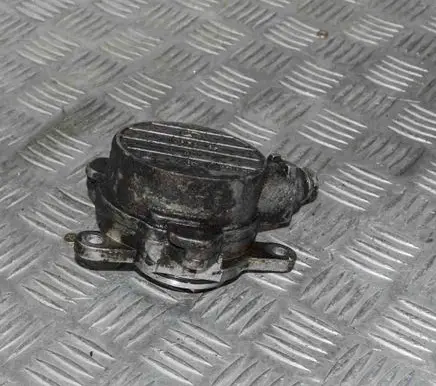 Vacuum pump