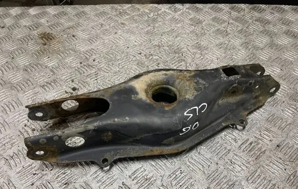 Mercedes-Benz CLS C218 X218 Rear upper control arm/wishbone